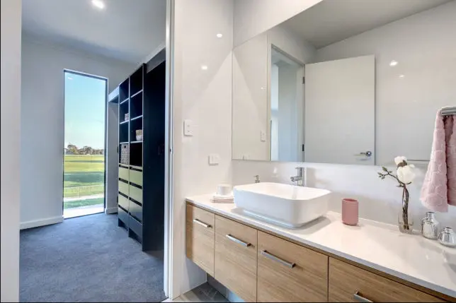 Bathroom with basin and chrome basin: Chrome basin, Bathroom sink, Basin mixer