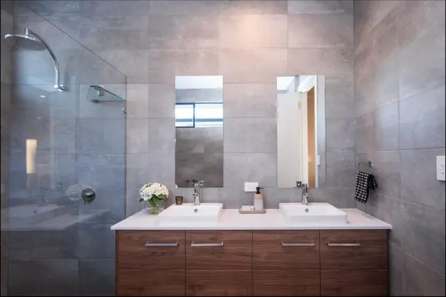 Dual basins and single shower outlet: Dual basins, Shower outlet, Bathroom fixtures