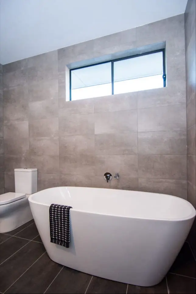 Freestanding bath and toilet: Freestanding bath, Toilet, Bathroom fixtures